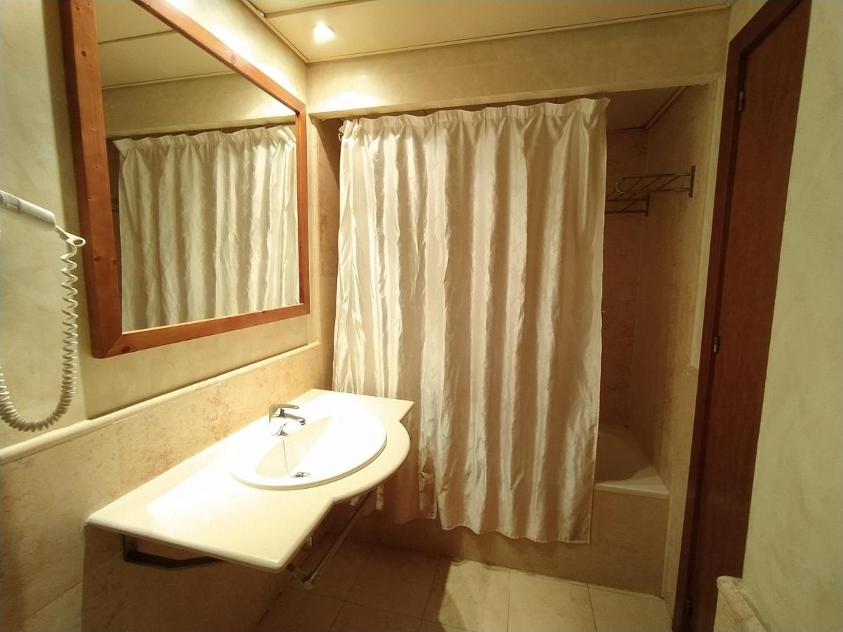 Apartamento Dos Dormitorios Bajo, Vistas Piscina Ісла-Канела Екстер'єр фото