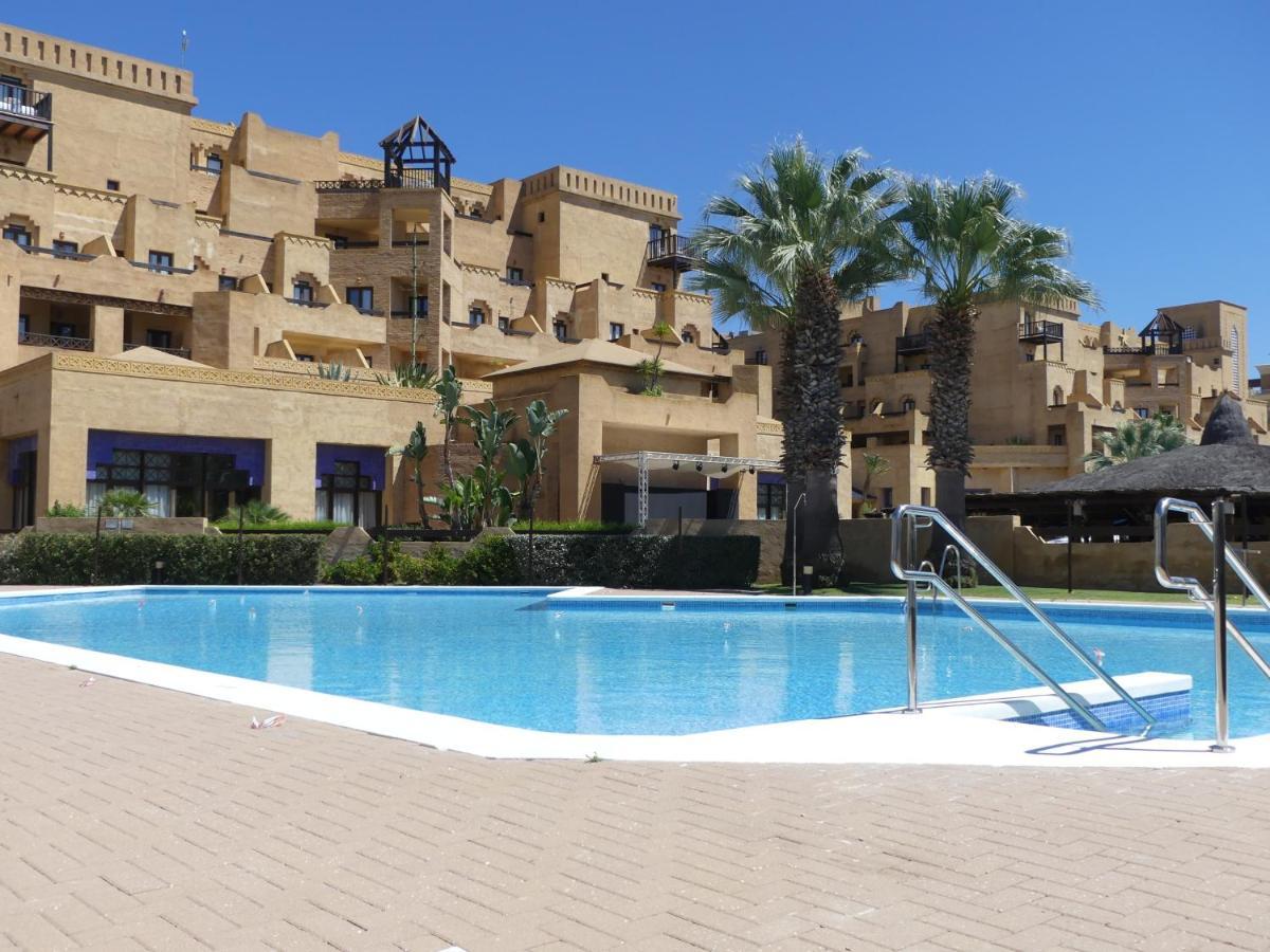 Apartamento Dos Dormitorios Bajo, Vistas Piscina Ісла-Канела Екстер'єр фото